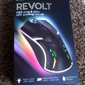 Revolt USB plug and play led gaming mouse